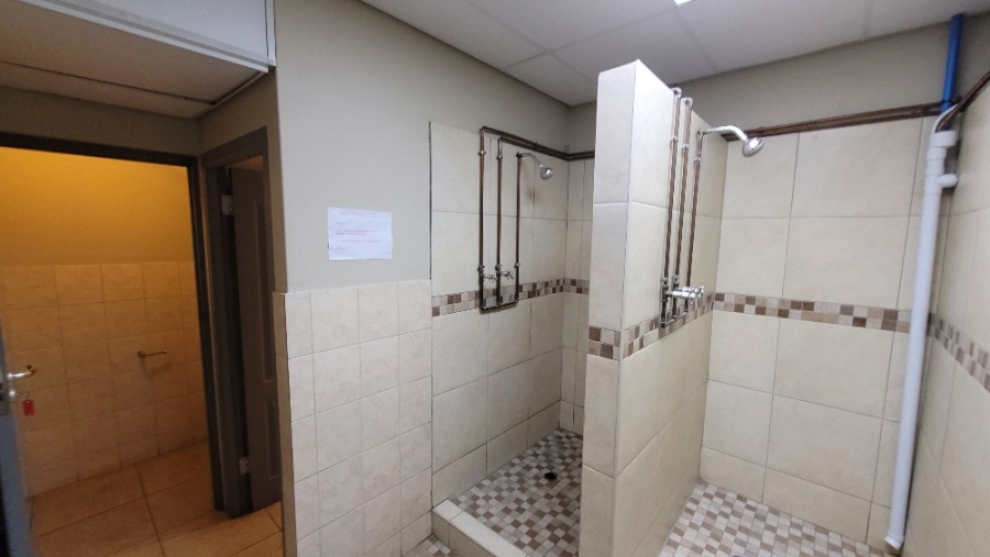 To Let Commercial Property for Rent in Ndabeni Western Cape